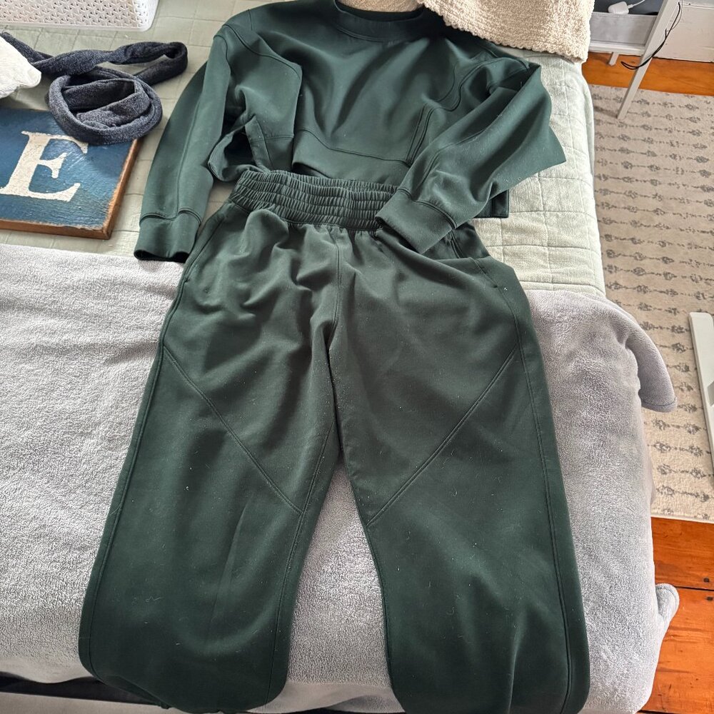 Abercrombie & Fitch YPB neoKNIT Matching Sweat Set